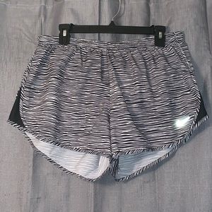 NIKE RUNNING SHORT PRINT